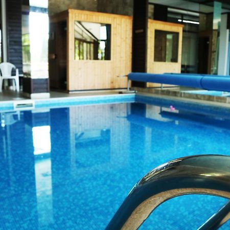 Private Apartments In Alpine Lodge Банско Екстериор снимка