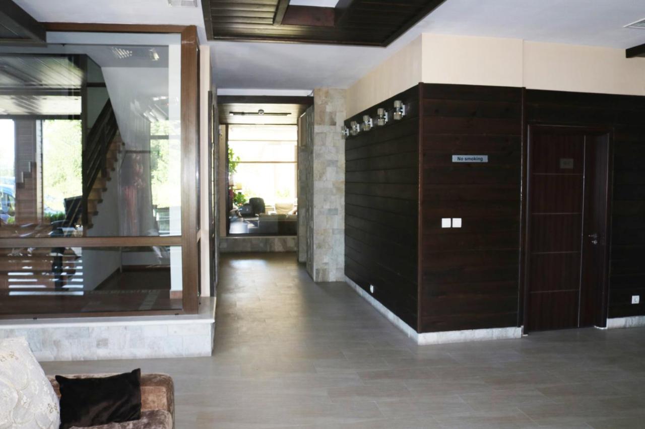 Private Apartments In Alpine Lodge Банско Екстериор снимка