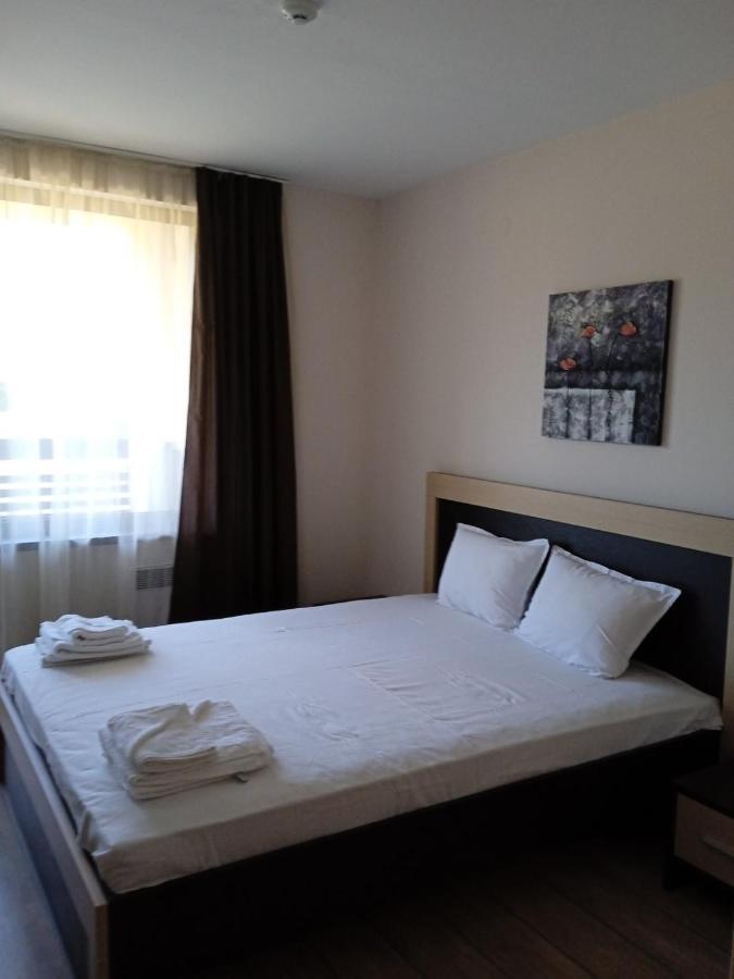 Private Apartments In Alpine Lodge Банско Екстериор снимка