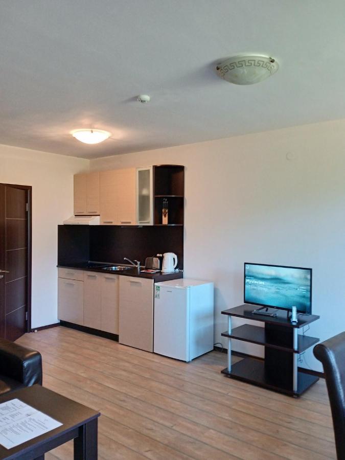 Private Apartments In Alpine Lodge Банско Екстериор снимка