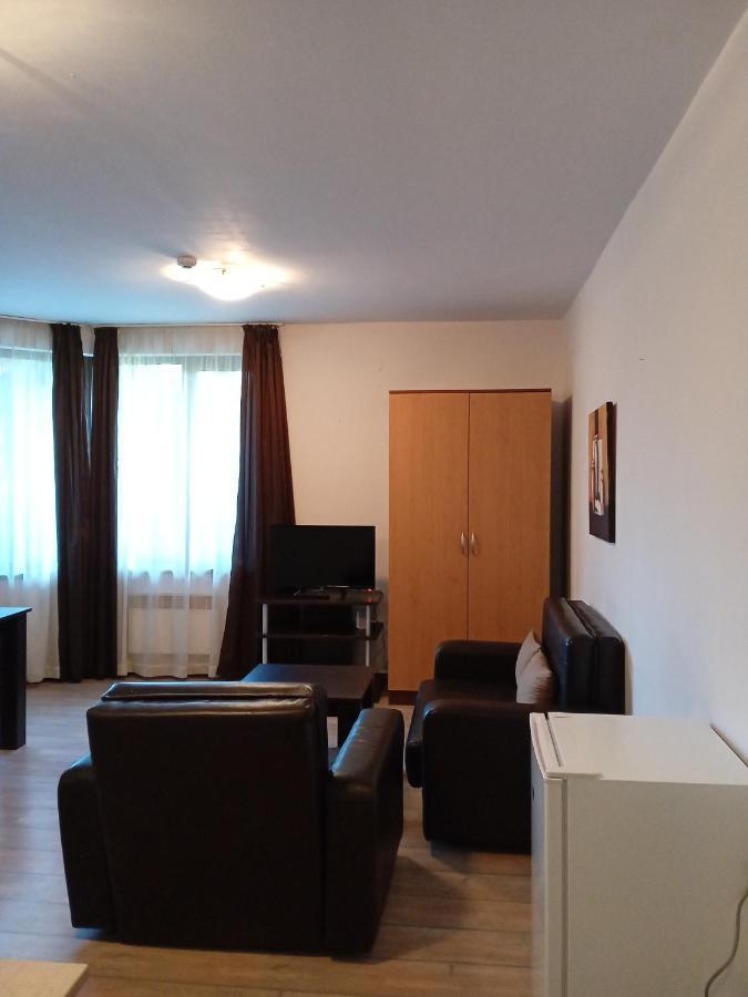 Private Apartments In Alpine Lodge Банско Екстериор снимка