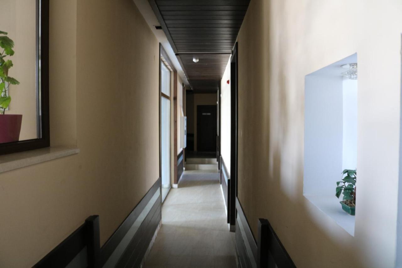 Private Apartments In Alpine Lodge Банско Екстериор снимка